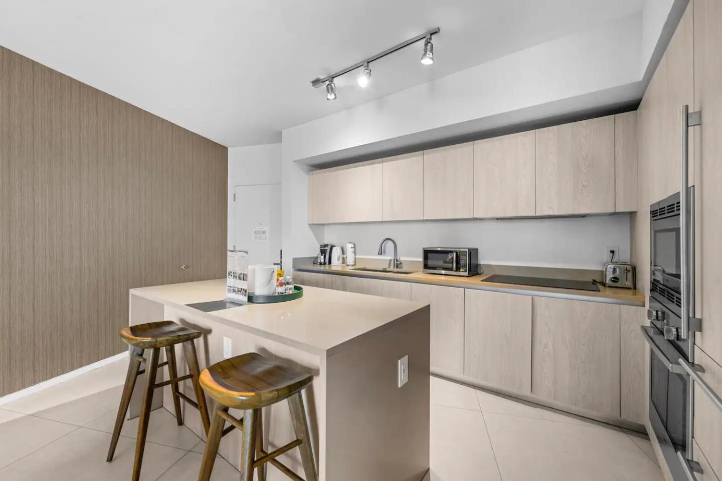 Upscale Comfort And Breathtaking Views At H Hollywood Residences By Zelloo Beverley Beach Exterior photo