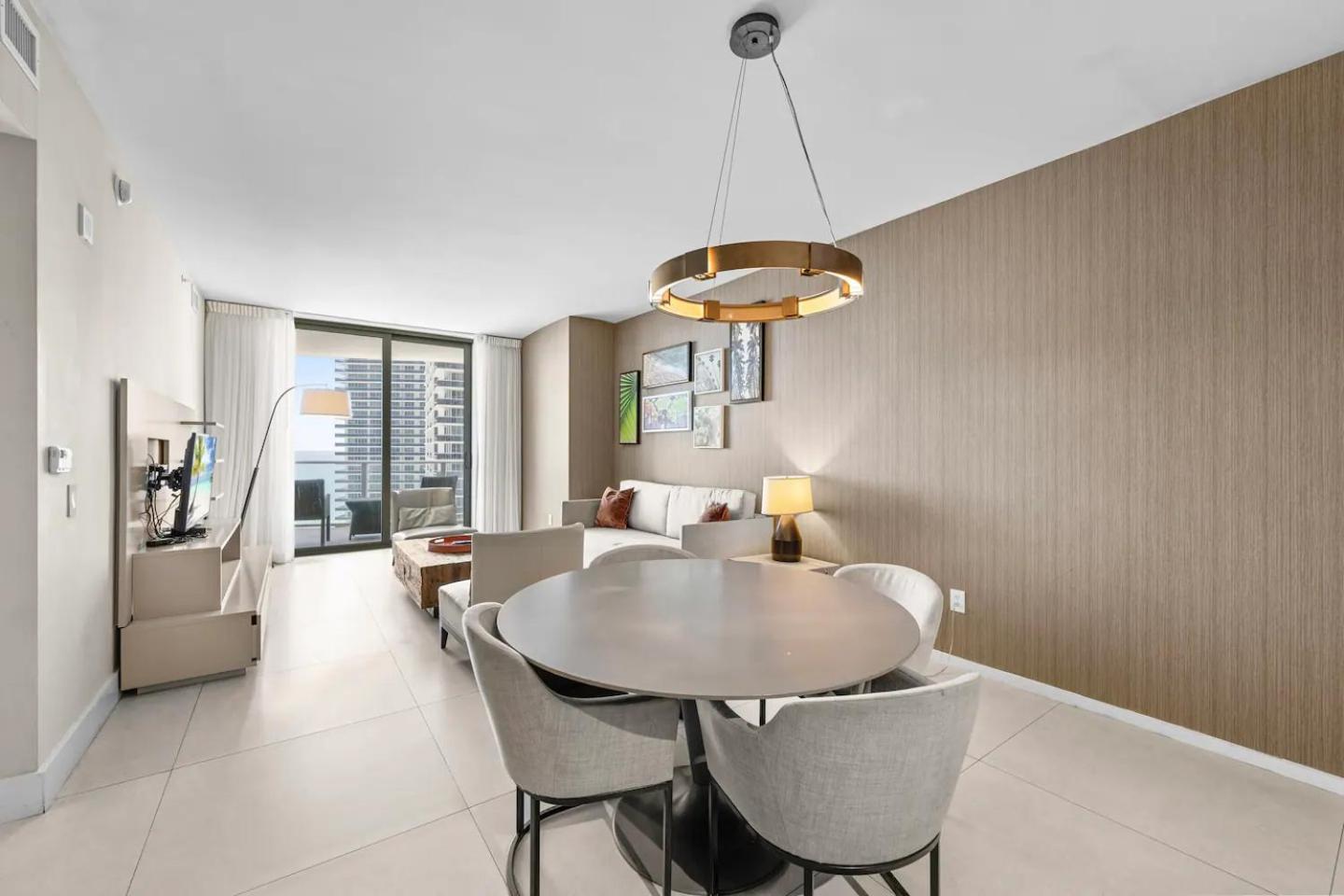 Upscale Comfort And Breathtaking Views At H Hollywood Residences By Zelloo Beverley Beach Exterior photo
