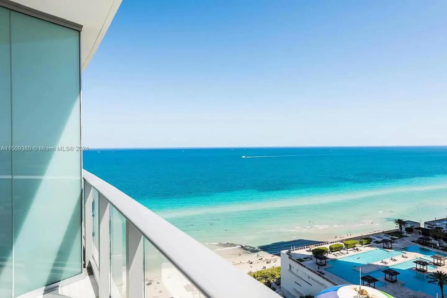 Upscale Comfort And Breathtaking Views At H Hollywood Residences By Zelloo Beverley Beach Exterior photo